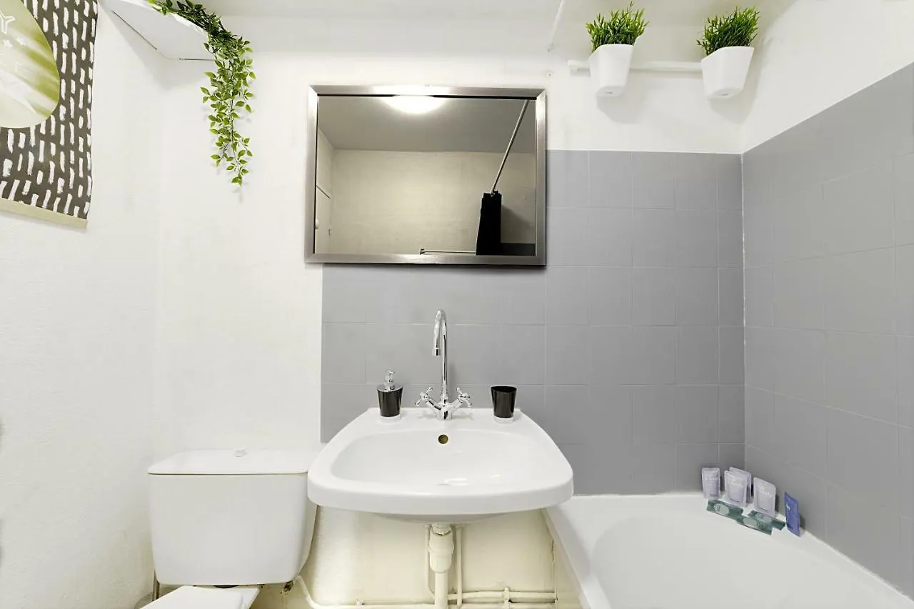 Ferienwohnung ****Jungle Chic/Aeroport Cdg Paris/Parc Asterix/Parc Des Expositions/Paris**** Gonesse Apartment