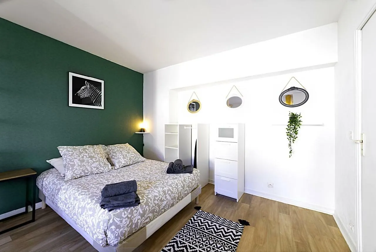 Ferienwohnung ****Jungle Chic/Aeroport Cdg Paris/Parc Asterix/Parc Des Expositions/Paris**** Gonesse 0*,  Frankreich