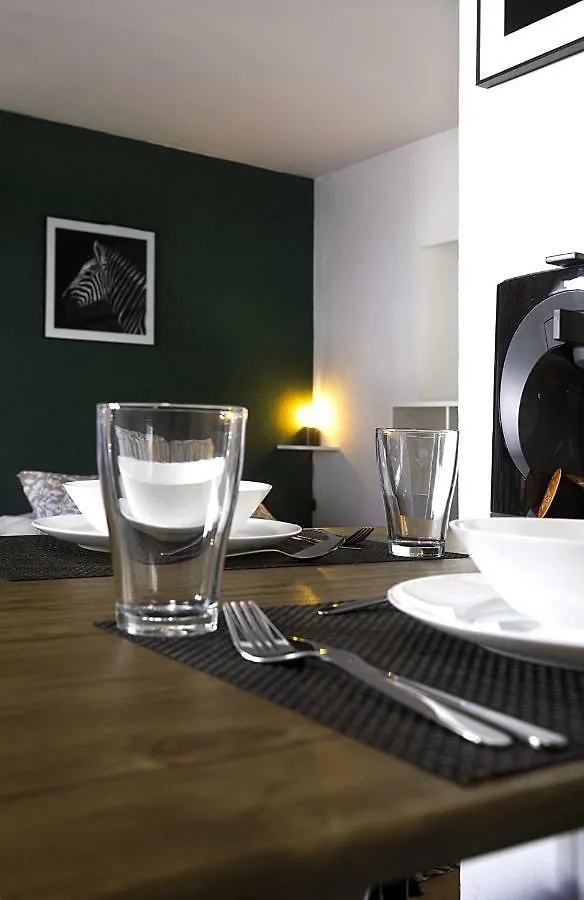 Ferienwohnung ****Jungle Chic/Aeroport Cdg Paris/Parc Asterix/Parc Des Expositions/Paris**** Gonesse Apartment