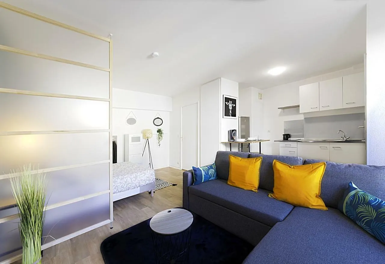 Ferienwohnung ****Jungle Chic/Aeroport Cdg Paris/Parc Asterix/Parc Des Expositions/Paris**** Gonesse 0*,  Frankreich